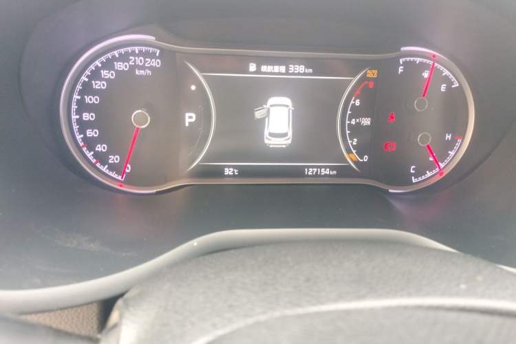 Used Kia Sportage R 2018 2.0L Automatic Smart Luxury Version China V Standard Odometer Close Up