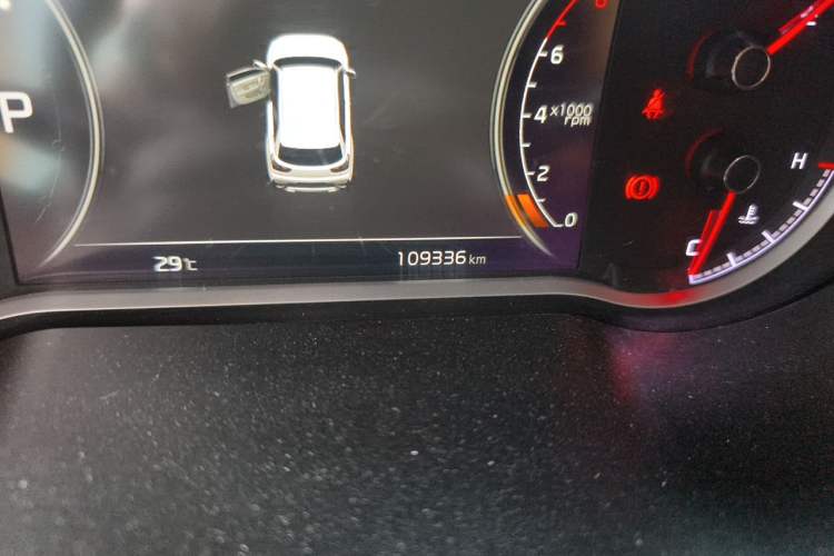 Used Kia Sportage R 2018 2.0L Automatic Smart Luxury Version China V Standard Odometer Close Up