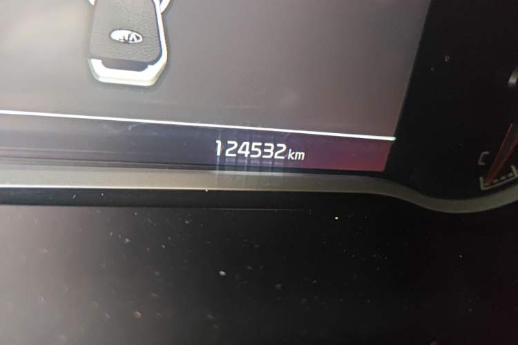 Used Kia Sportage R 2018 2.0L Automatic Smart Luxury Version China V Standard Odometer Close Up