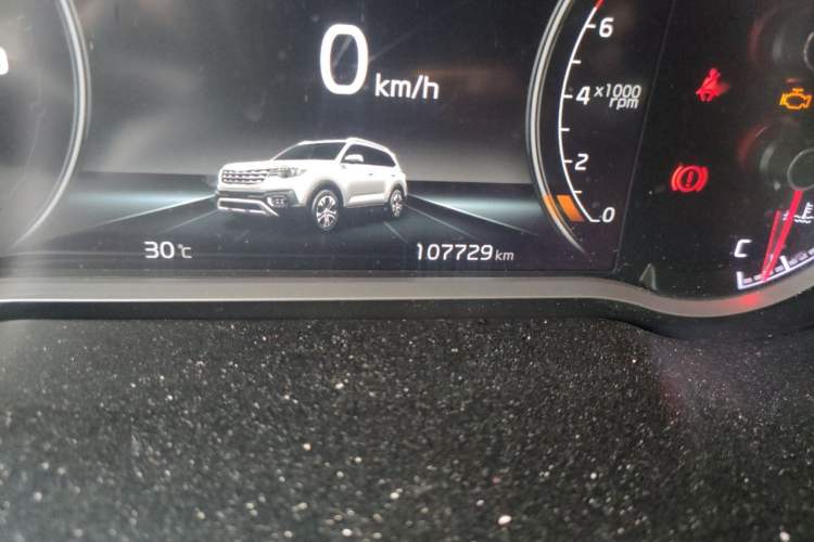 Used Kia Sportage R 2018 2.0L Automatic Smart Luxury Version China V Standard Odometer Close Up