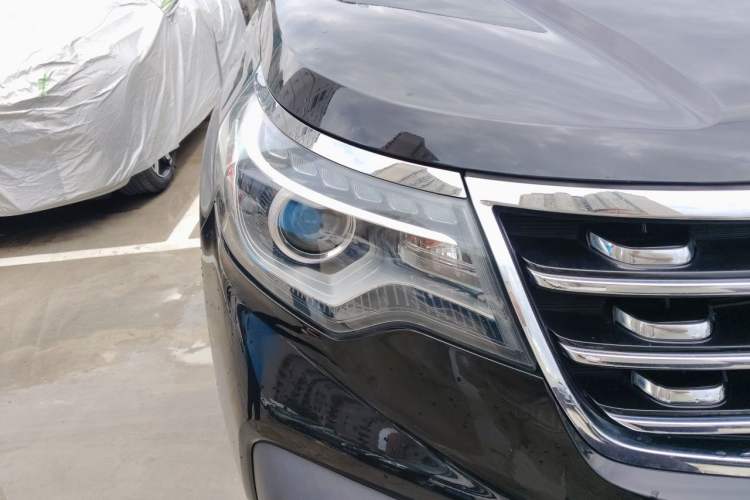 Used Kia Sportage R 2018 2.0L Automatic Smart Luxury Version China V Standard Right Front Headlight