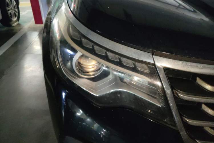 Used Kia Sportage R 2018 2.0L Automatic Smart Luxury Version China V Standard Right Front Headlight