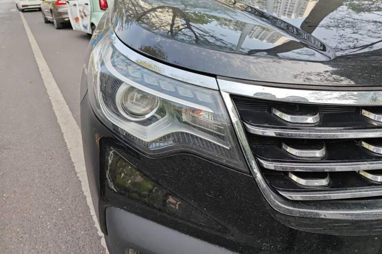 Used Kia Sportage R 2018 2.0L Automatic Smart Luxury Version China V Standard Right Front Headlight