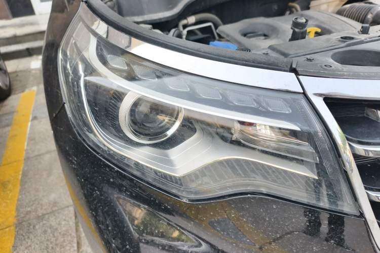 Used Kia Sportage R 2018 2.0L Automatic Smart Luxury Version China V Standard Right Front Headlight