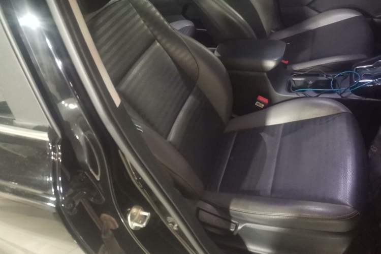 Used Kia Sportage R 2018 2.0L Automatic Smart Luxury Version China V Standard Right Front Seat