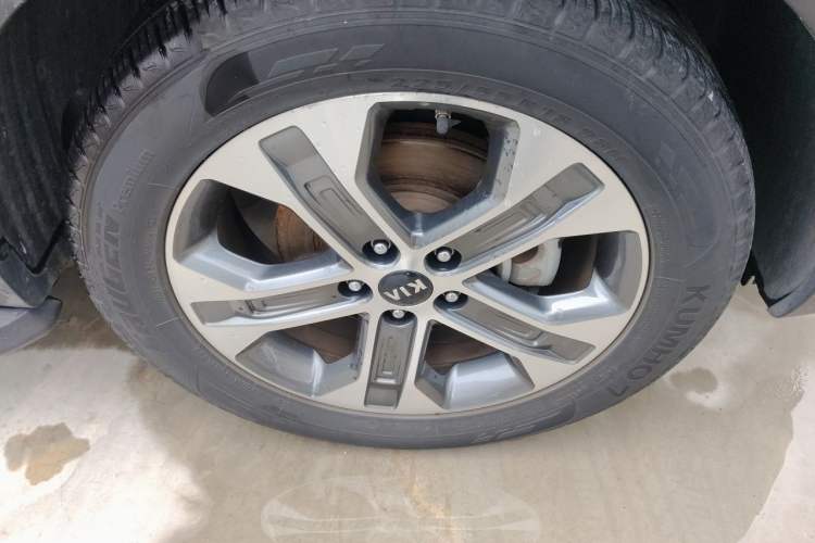Used Kia Sportage R 2018 2.0L Automatic Smart Luxury Version China V Standard Right Front Wheel Hub