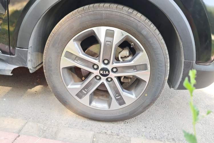 Used Kia Sportage R 2018 2.0L Automatic Smart Luxury Version China V Standard Right Front Wheel Hub