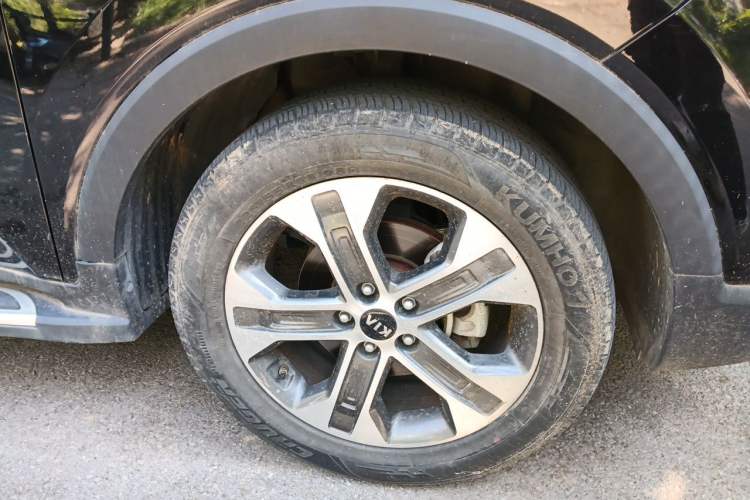 Used Kia Sportage R 2018 2.0L Automatic Smart Luxury Version China V Standard Right Front Wheel Hub