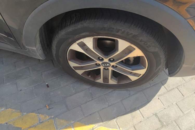 Used Kia Sportage R 2018 2.0L Automatic Smart Luxury Version China V Standard Right Front Wheel Hub