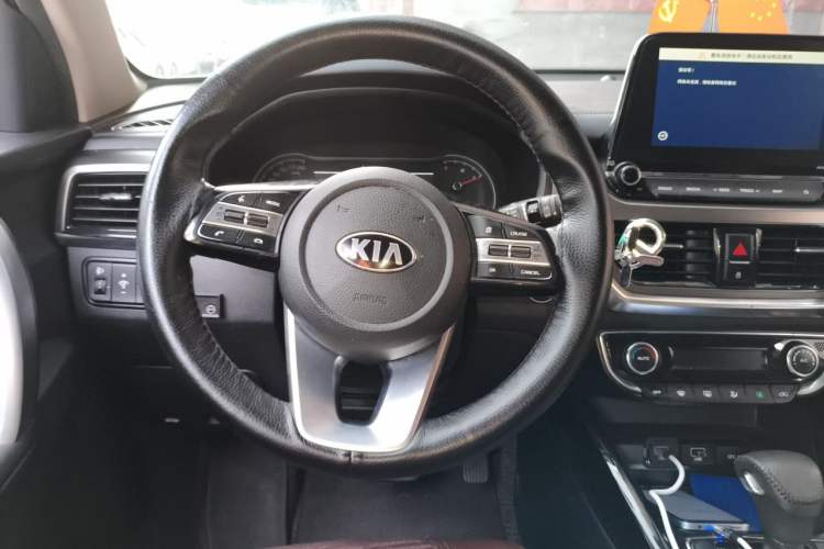 Used Kia Sportage R 2018 2.0L Automatic Smart Luxury Version China V Standard Steering Wheel