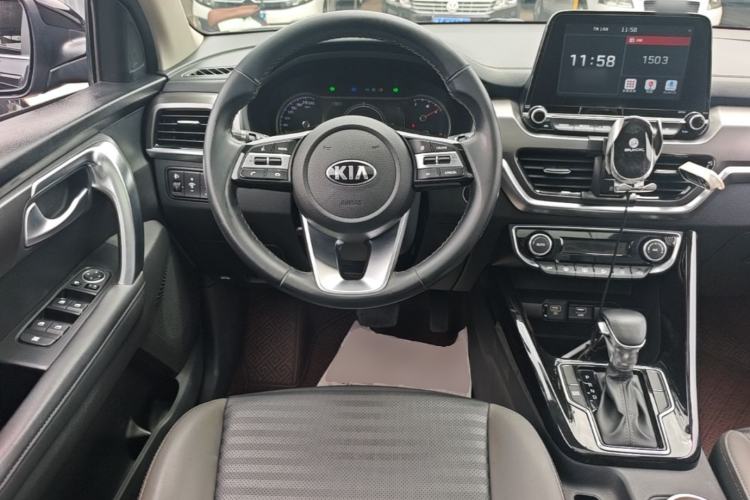 Used Kia Sportage R 2018 2.0L Automatic Smart Luxury Version China V Standard Steering Wheel