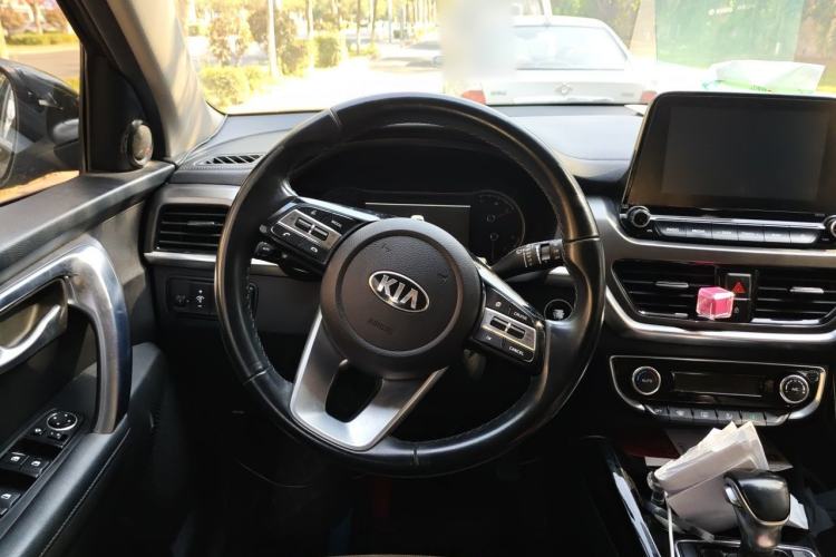 Used Kia Sportage R 2018 2.0L Automatic Smart Luxury Version China V Standard Steering Wheel