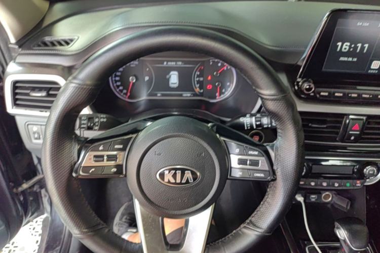 Used Kia Sportage R 2018 2.0L Automatic Smart Luxury Version China V Standard Steering Wheel