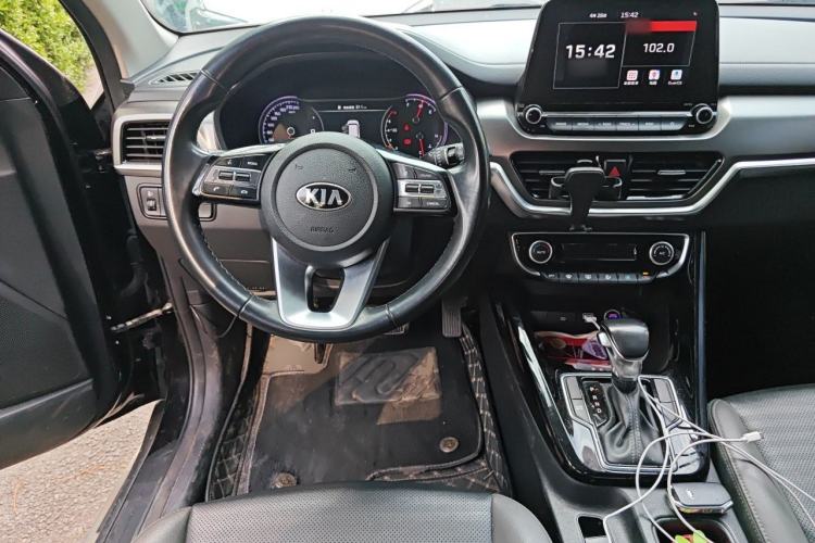 Used Kia Sportage R 2018 2.0L Automatic Smart Luxury Version China V Standard Steering Wheel