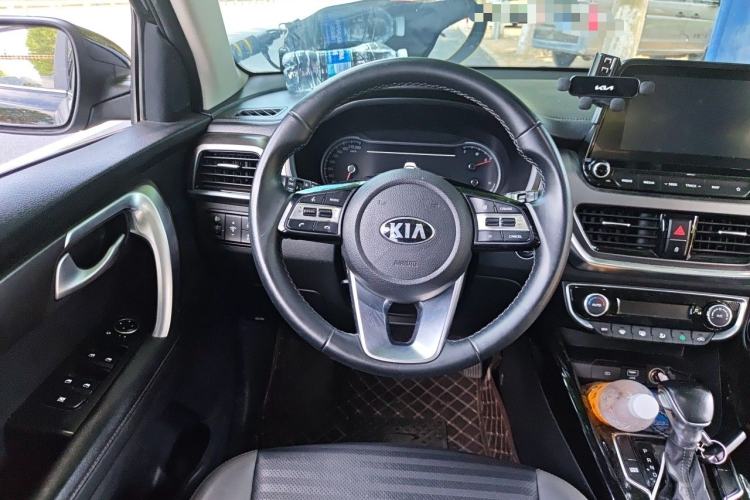 Used Kia Sportage R 2018 2.0L Automatic Smart Luxury Version China V Standard Steering Wheel