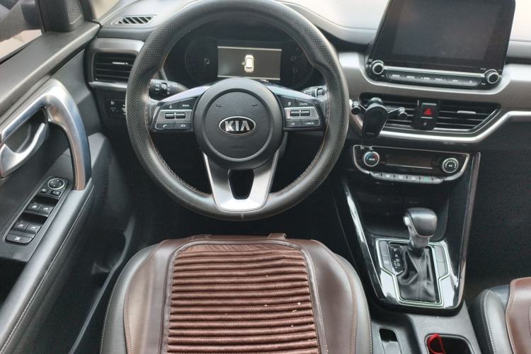Used Kia Sportage R 2018 2.0L Automatic Smart Luxury Version China V Standard Steering Wheel