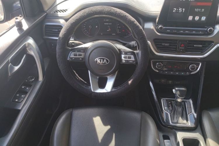 Used Kia Sportage R 2018 2.0L Automatic Smart Luxury Version China V Standard Steering Wheel