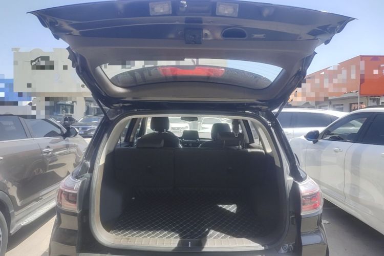 Used Kia Sportage R 2018 2.0L Automatic Smart Luxury Version China V Standard Trunk