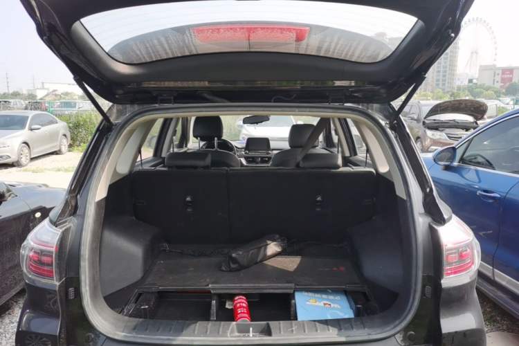 Used Kia Sportage R 2018 2.0L Automatic Smart Luxury Version China V Standard Trunk