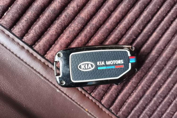 Used Kia Sportage R 2018 2.0L Automatic Smart Luxury Version China V Standard Vehicle Key