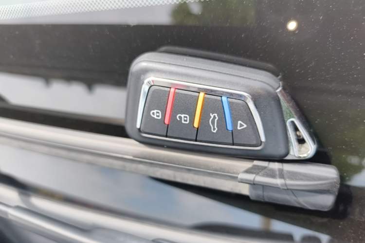 Used Kia Sportage R 2018 2.0L Automatic Smart Luxury Version China V Standard Vehicle Key