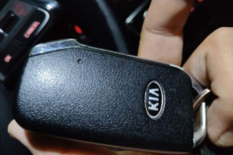Used Kia Sportage R 2018 2.0L Automatic Smart Luxury Version China V Standard Vehicle Key