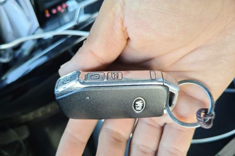 Used Kia Sportage R 2018 2.0L Automatic Smart Luxury Version China V Standard Vehicle Key