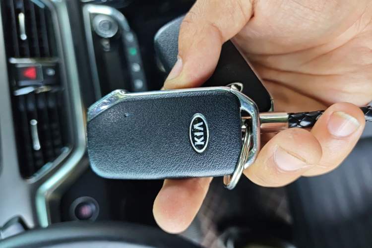 Used Kia Sportage R 2018 2.0L Automatic Smart Luxury Version China V Standard Vehicle Key