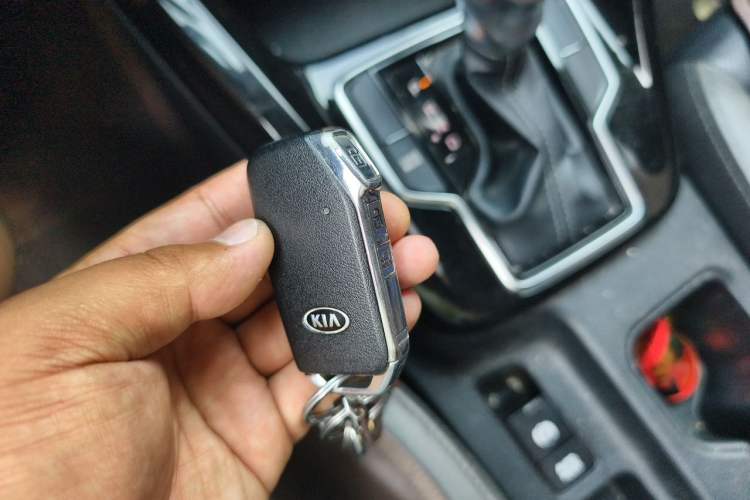 Used Kia Sportage R 2018 2.0L Automatic Smart Luxury Version China V Standard Vehicle Key