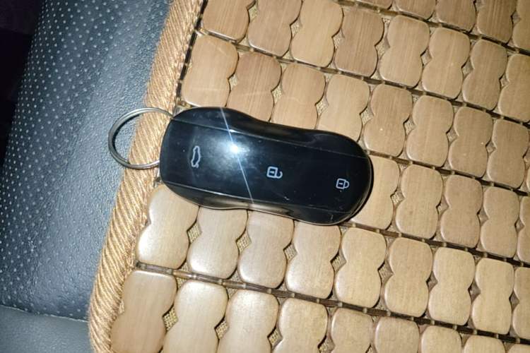 Used Kia Sportage R 2018 2.0L Automatic Smart Luxury Version China V Standard Vehicle Key