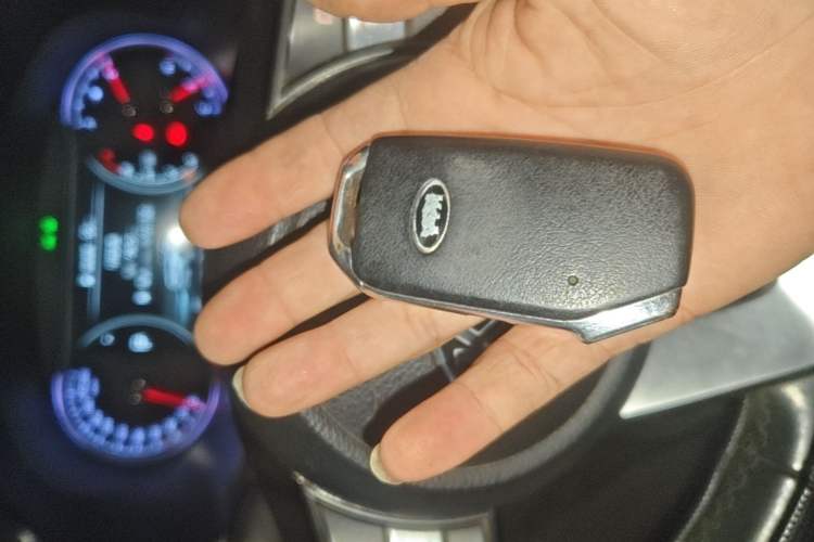 Used Kia Sportage R 2018 2.0L Automatic Smart Luxury Version China V Standard Vehicle Key