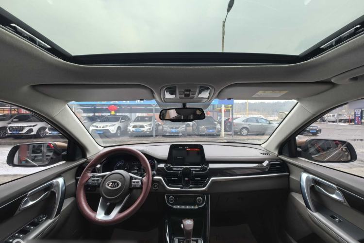 Used Kia Sportage R 2018 2.0L Automatic Smart Luxury Version China V Standard Interior 1