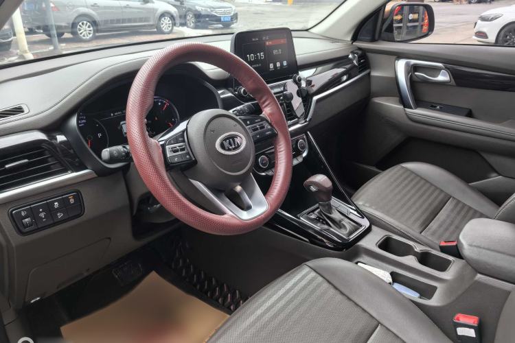 Used Kia Sportage R 2018 2.0L Automatic Smart Luxury Version China V Standard Interior 2