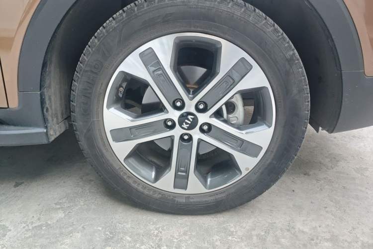 Used Kia Sportage R 2018 2.0L Automatic Smart Luxury Version China V Standard Right Front Wheel Hub