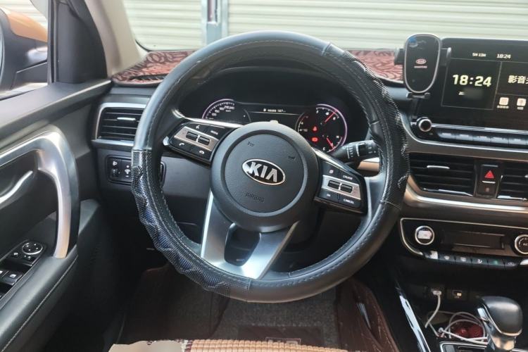 Used Kia Sportage R 2018 2.0L Automatic Smart Luxury Version China V Standard Steering Wheel