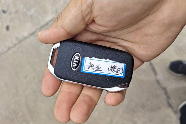 Used Kia Sportage R 2018 2.0L Automatic Smart Luxury Version China V Standard Vehicle Key