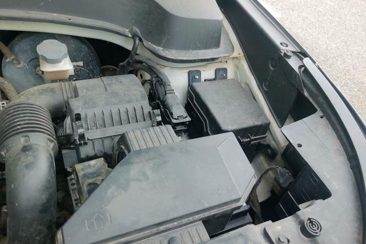 Used Kia Sportage R 2018 2.0L Automatic Smart Luxury Version China V Standard Engine Bay Left