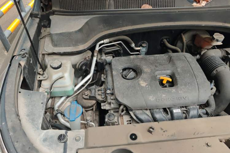 Used Kia Sportage R 2018 2.0L Automatic Smart Luxury Version China V Standard Engine Bay Right