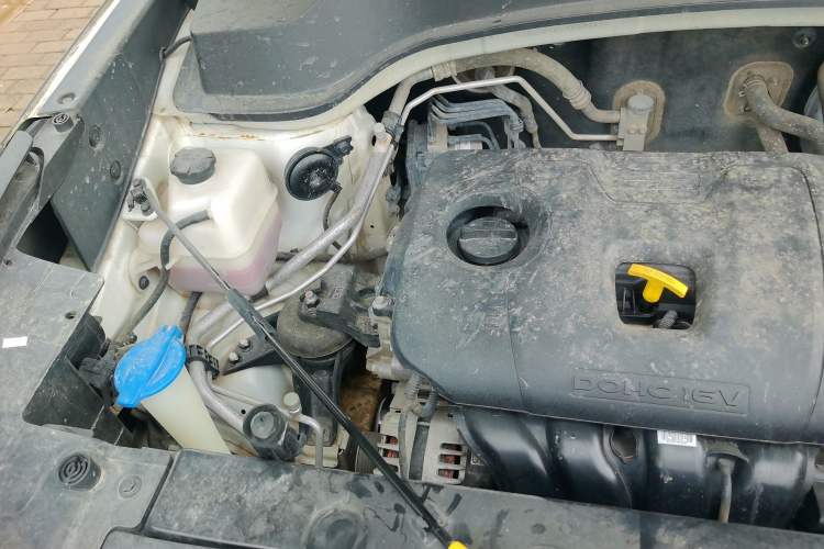 Used Kia Sportage R 2018 2.0L Automatic Smart Luxury Version China V Standard Engine Bay Right
