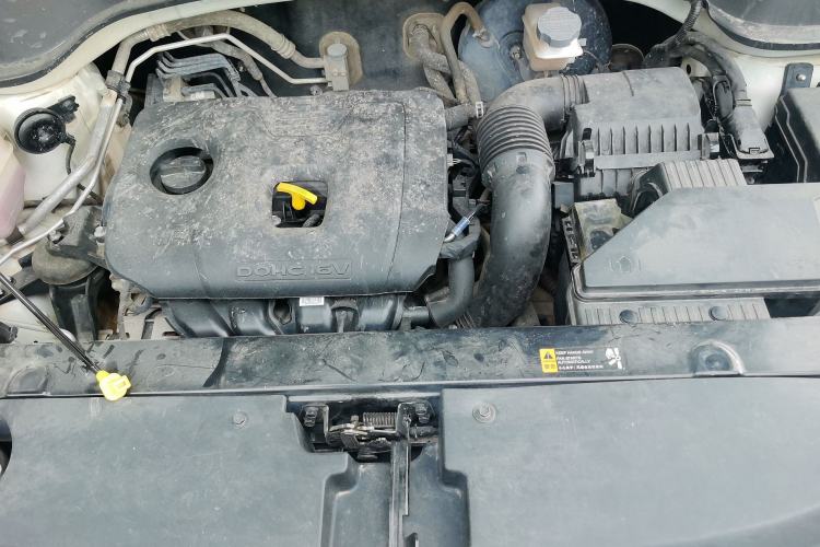 Used Kia Sportage R 2018 2.0L Automatic Smart Luxury Version China V Standard Engine Bay