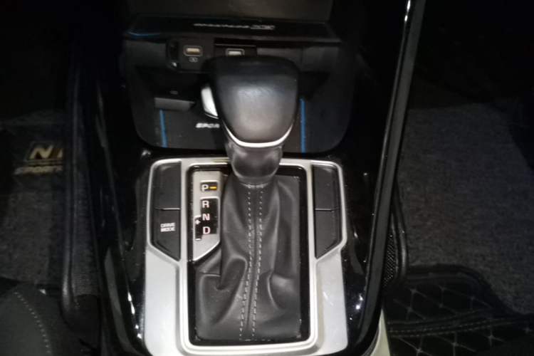 Used Kia Sportage R 2018 2.0L Automatic Smart Luxury Version China V Standard Gear Lever