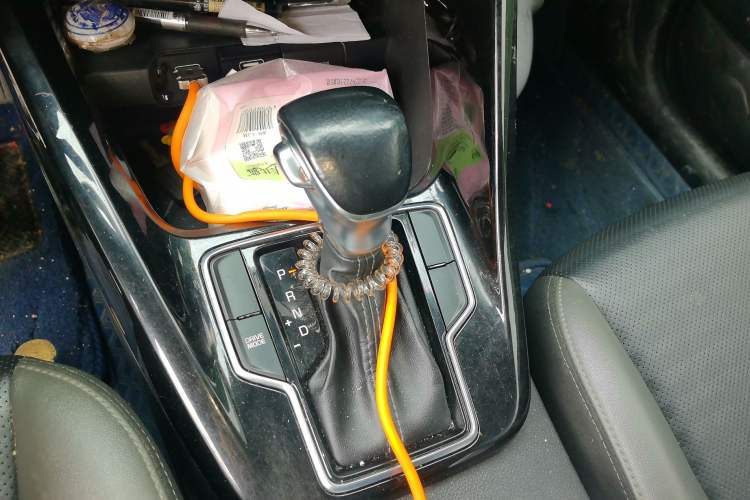 Used Kia Sportage R 2018 2.0L Automatic Smart Luxury Version China V Standard Gear Lever