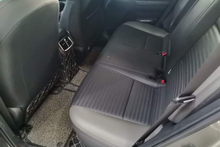 Used Kia Sportage R 2018 2.0L Automatic Smart Luxury Version China V Standard Left Rear Seat