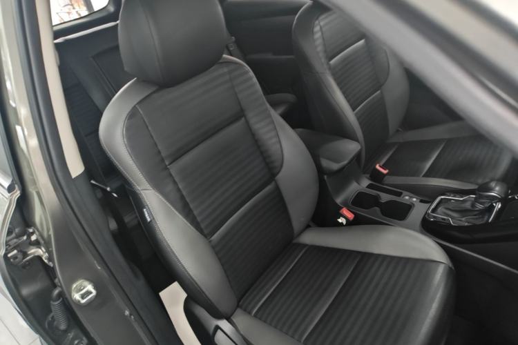 Used Kia Sportage R 2018 2.0L Automatic Smart Luxury Version China V Standard Right Front Seat