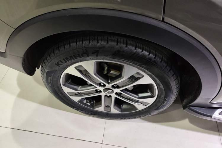 Used Kia Sportage R 2018 2.0L Automatic Smart Luxury Version China V Standard Right Rear Wheel Hub