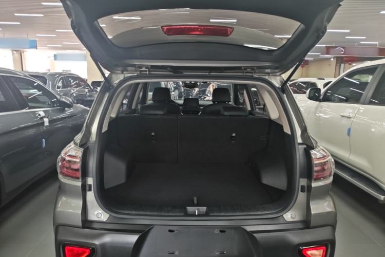 Used Kia Sportage R 2018 2.0L Automatic Smart Luxury Version China V Standard Trunk