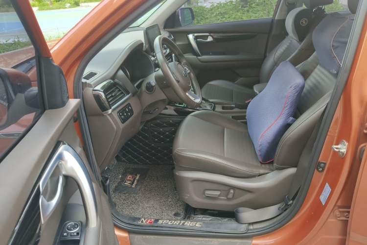 Used Kia Sportage R 2018 2.0L Automatic Smart Luxury Version China V Standard Driver Seat