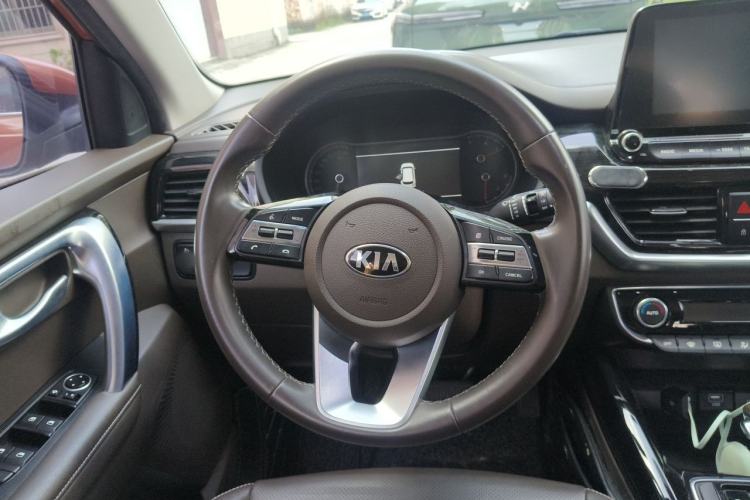 Used Kia Sportage R 2018 2.0L Automatic Smart Luxury Version China V Standard Steering Wheel