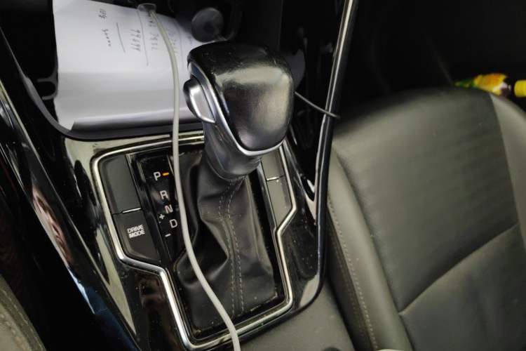 Used Kia Sportage R 2018 2.0L Automatic Smart Luxury Version China V Standard Gear Lever