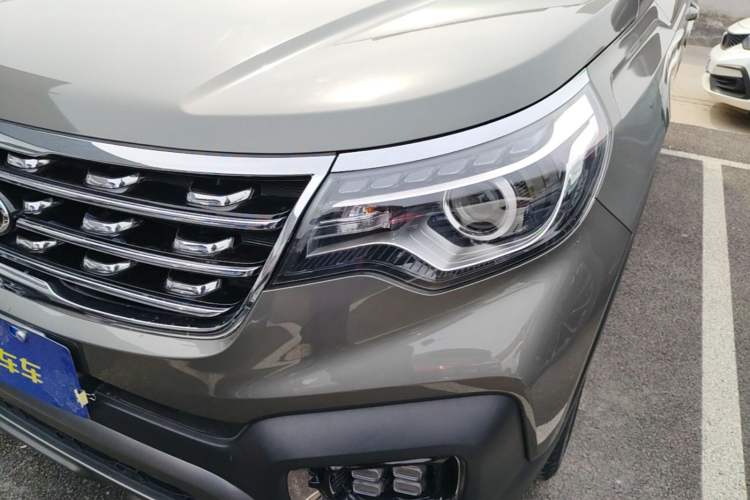 Used Kia Sportage R 2018 2.0L Automatic Smart Luxury Version China V Standard Left Front Headlight